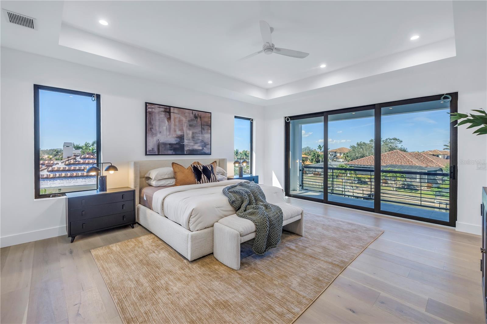 St Petersburg, Florida, 33703, United States, 5 Bedrooms Bedrooms, ,6 BathroomsBathrooms,Residential,Active,1703441