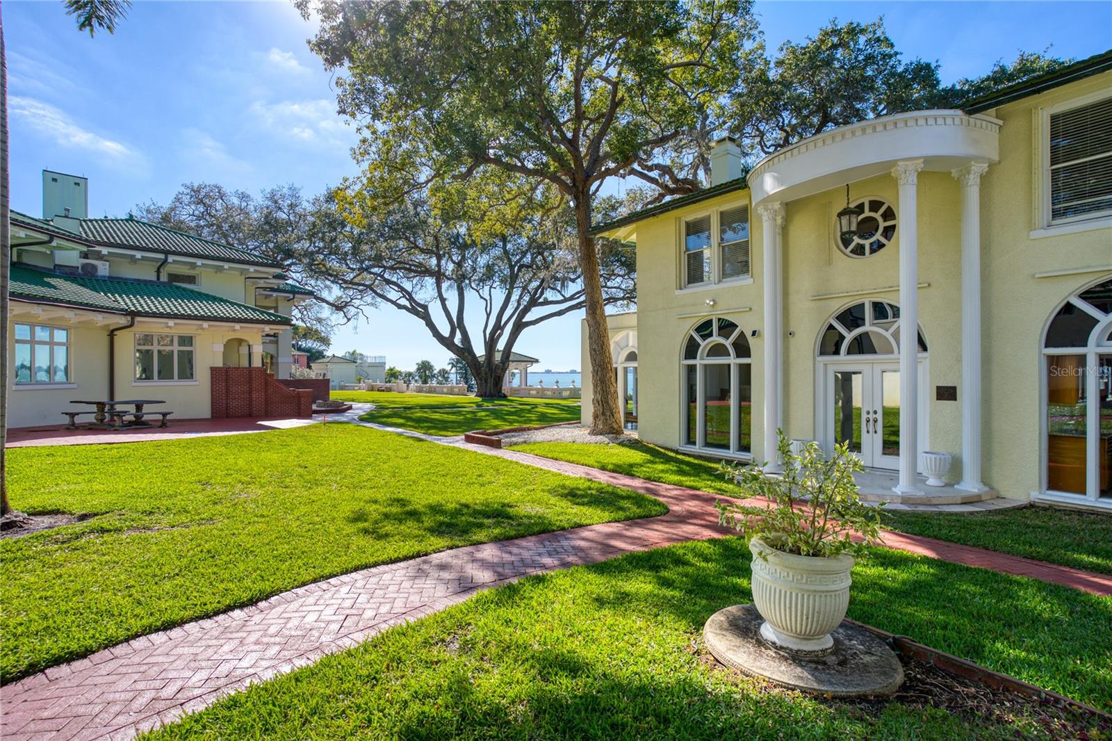 Clearwater, Florida, 33756, United States, ,5 BathroomsBathrooms,Residential,Active,1738186