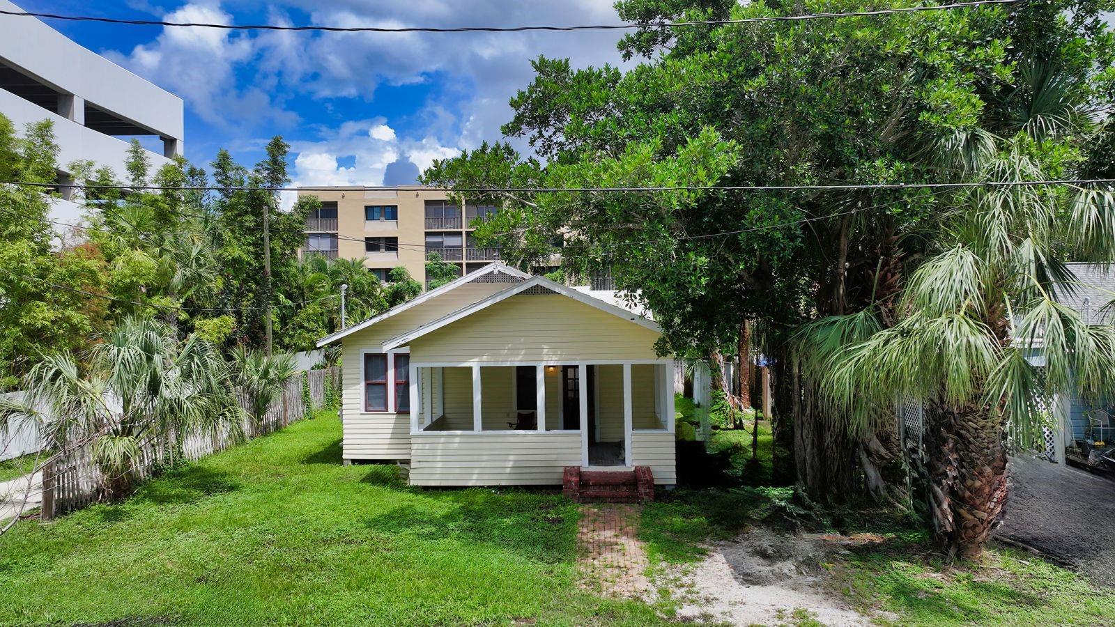 Sarasota, Florida, 34236, United States, 3 Bedrooms Bedrooms, ,2 BathroomsBathrooms,Residential,Active,1871824