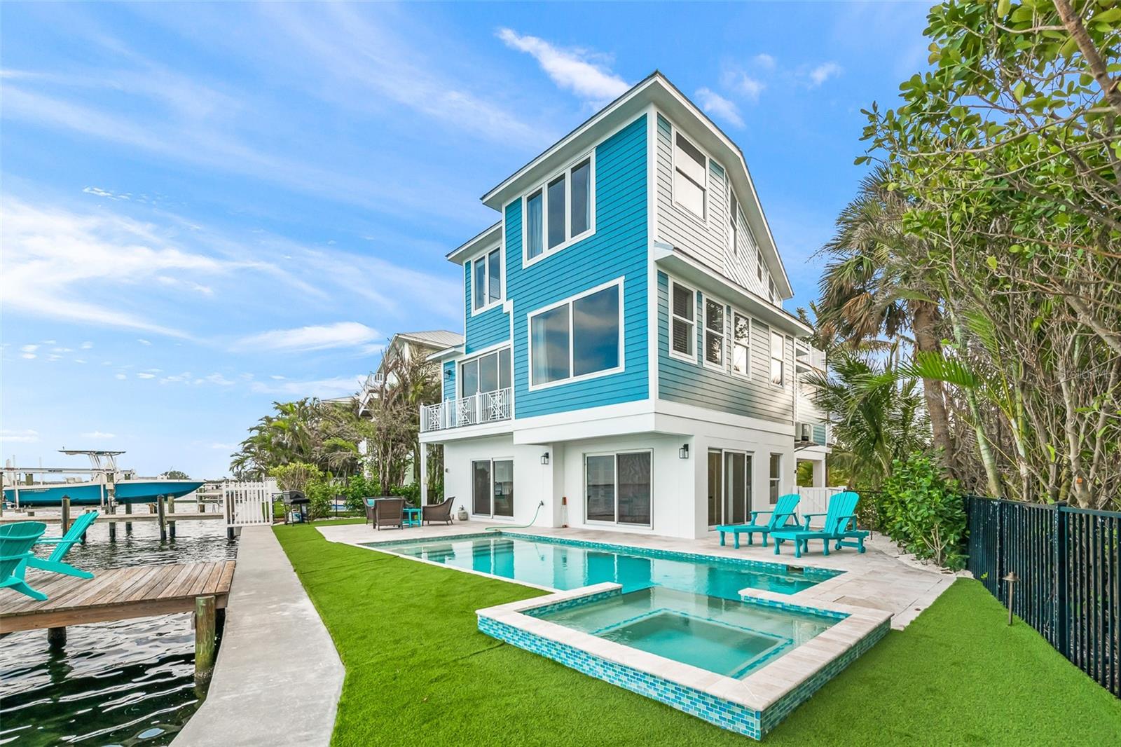Holmes Beach, Florida, 34217, United States, 5 Bedrooms Bedrooms, ,5 BathroomsBathrooms,Residential,Active,1907959