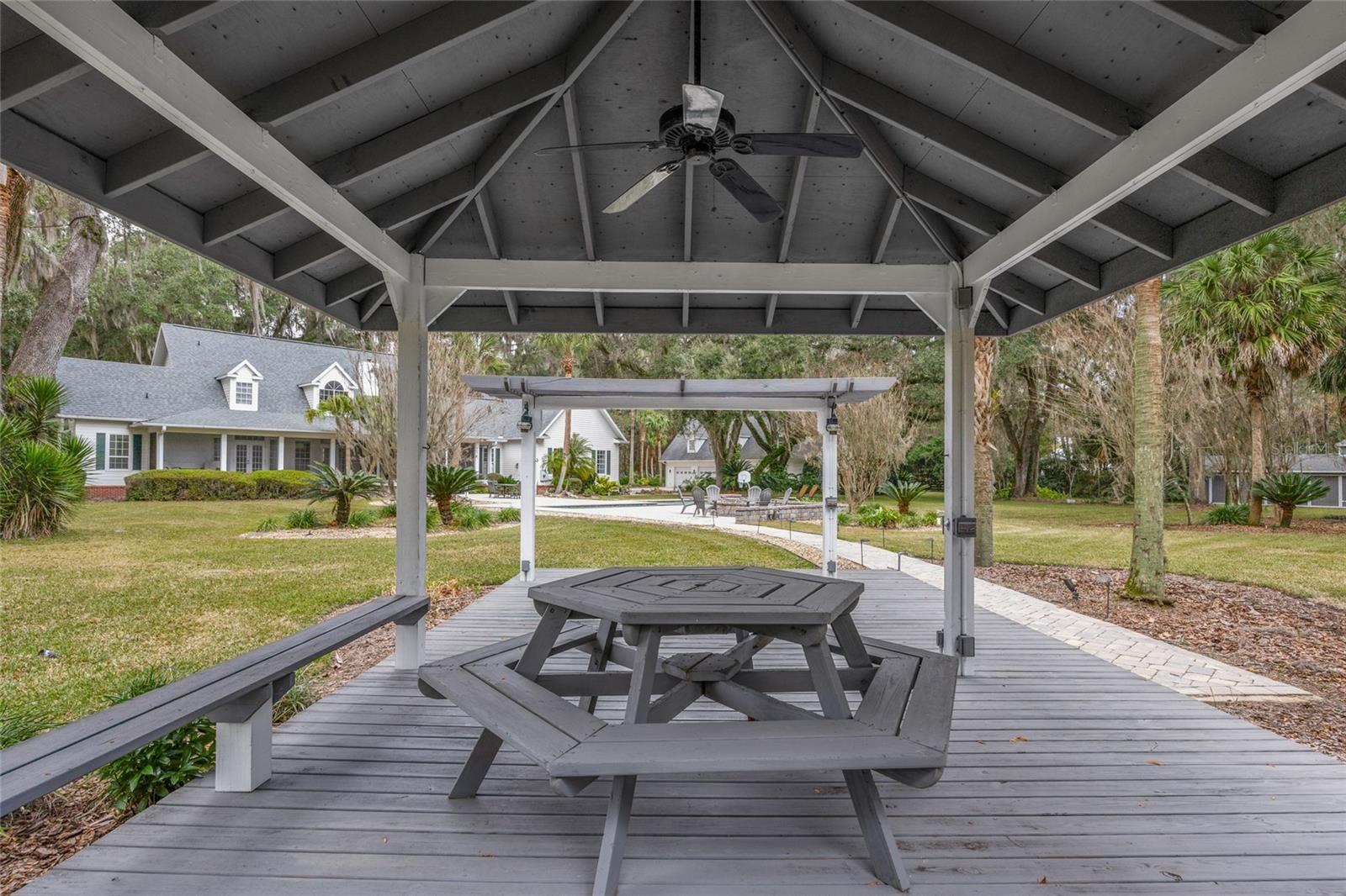 Alachua, Florida, 32615, United States, 5 Bedrooms Bedrooms, ,7 BathroomsBathrooms,Residential,Active,2009170