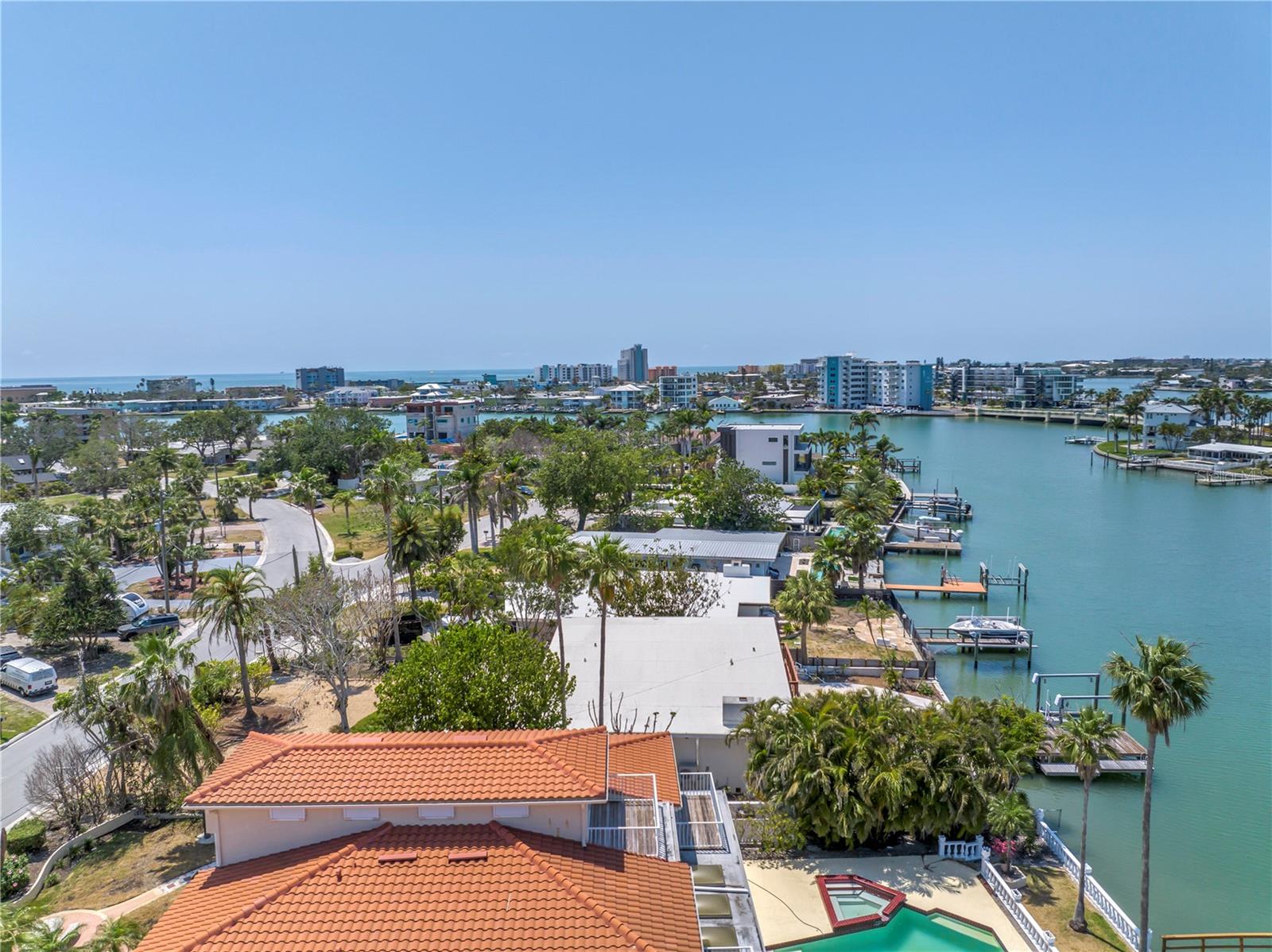 Treasure Island, Florida, 33706, United States, ,4 BathroomsBathrooms,Residential,Active,1808105
