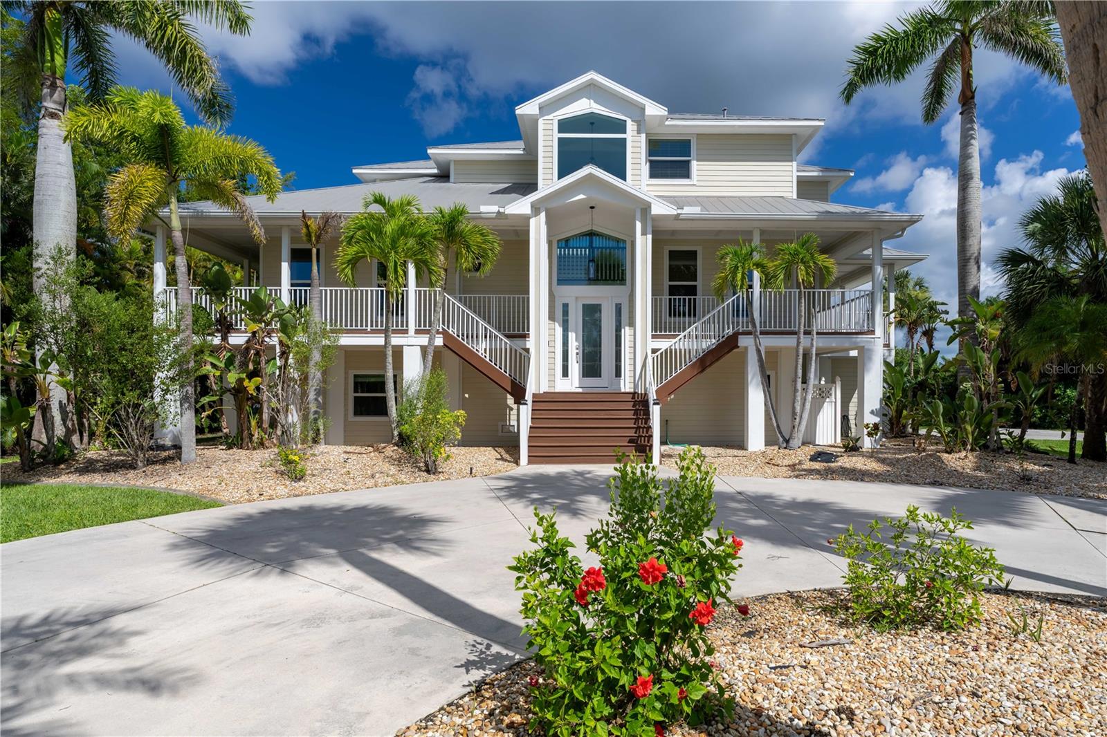 Punta Gorda, Florida, 33982, United States, 5 Bedrooms Bedrooms, ,4 BathroomsBathrooms,Residential,Active,1905353