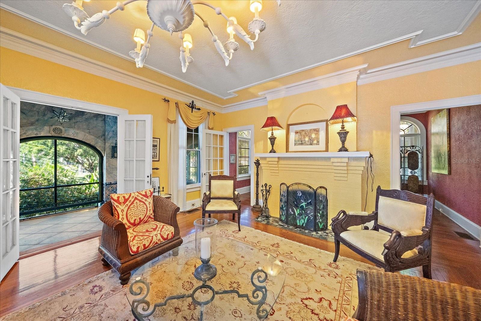 Sarasota, Florida, 34234, United States, 6 Bedrooms Bedrooms, ,5 BathroomsBathrooms,Residential,Active,2002321