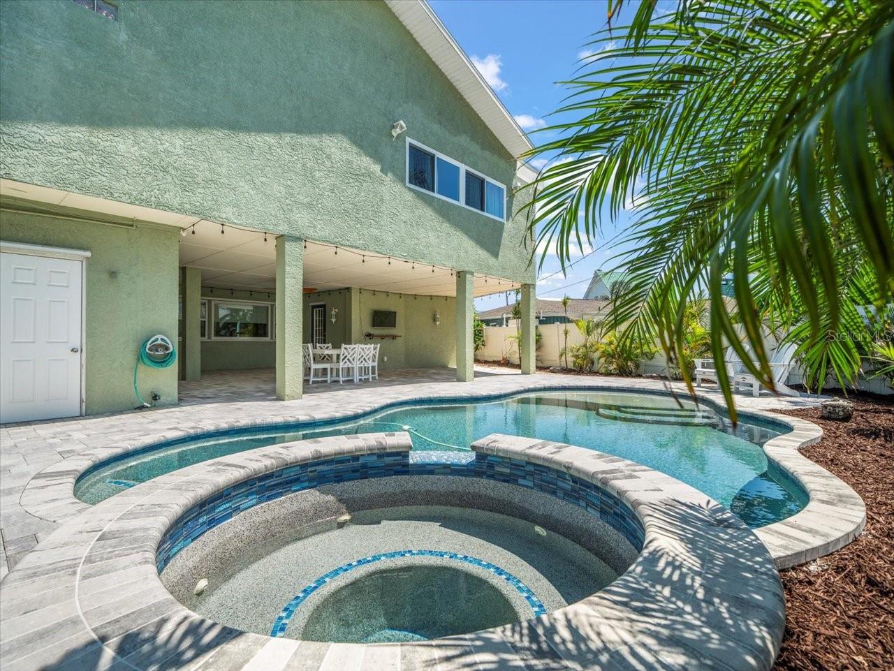 Redington Beach, Florida, 33708, United States, 3 Bedrooms Bedrooms, ,4 BathroomsBathrooms,Residential,Active,1936157