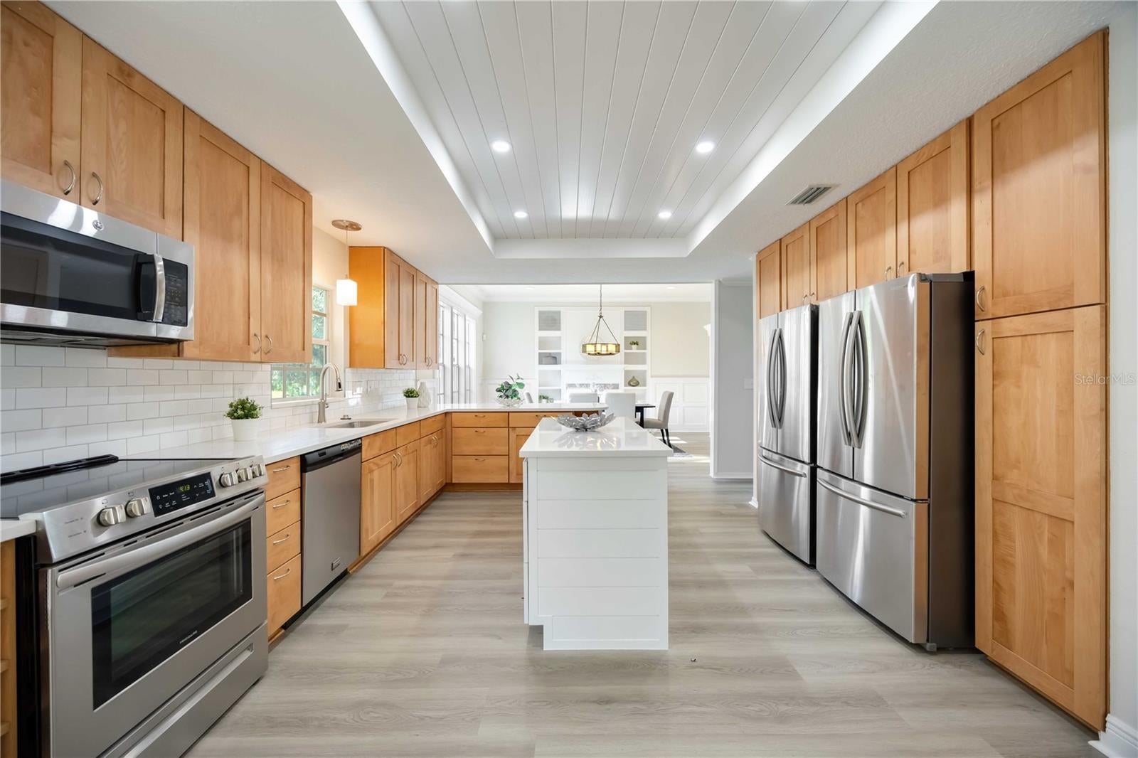 Nokomis, Florida, 34275, United States, 5 Bedrooms Bedrooms, ,5 BathroomsBathrooms,Residential,Active,1905473