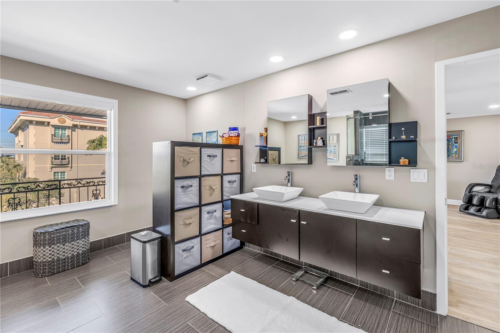 Tierra Verde, Florida, 33715, United States, 4 Bedrooms Bedrooms, ,4 BathroomsBathrooms,Residential,Active,2015435