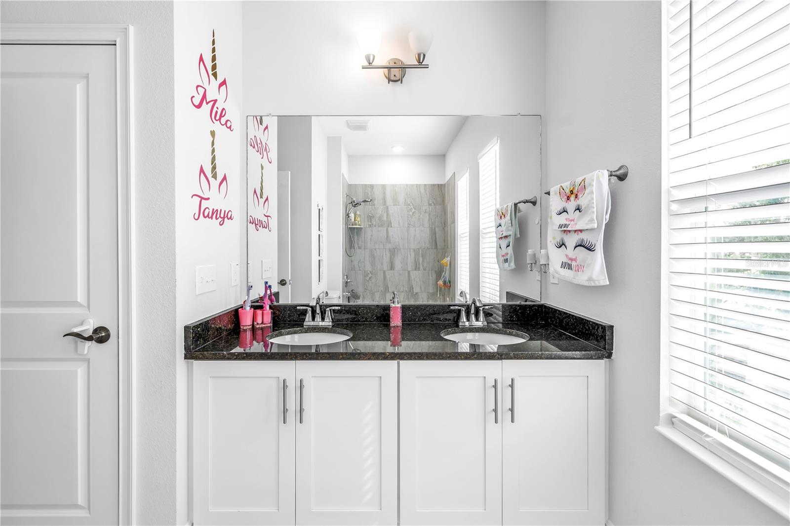 St Petersburg, Florida, 33710, United States, 4 Bedrooms Bedrooms, ,3 BathroomsBathrooms,Residential,Active,1936373
