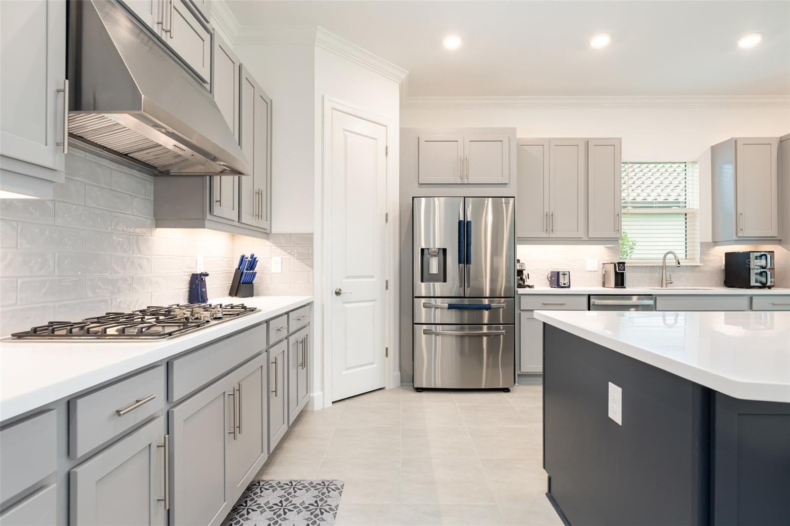 Sarasota, Florida, 34241, United States, 4 Bedrooms Bedrooms, ,3 BathroomsBathrooms,Residential,Active,1926697