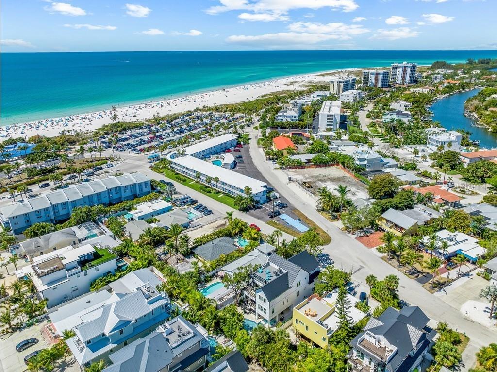 Sarasota, Florida, 34236, United States, 8 Bedrooms Bedrooms, ,10 BathroomsBathrooms,Residential,Active,2044131