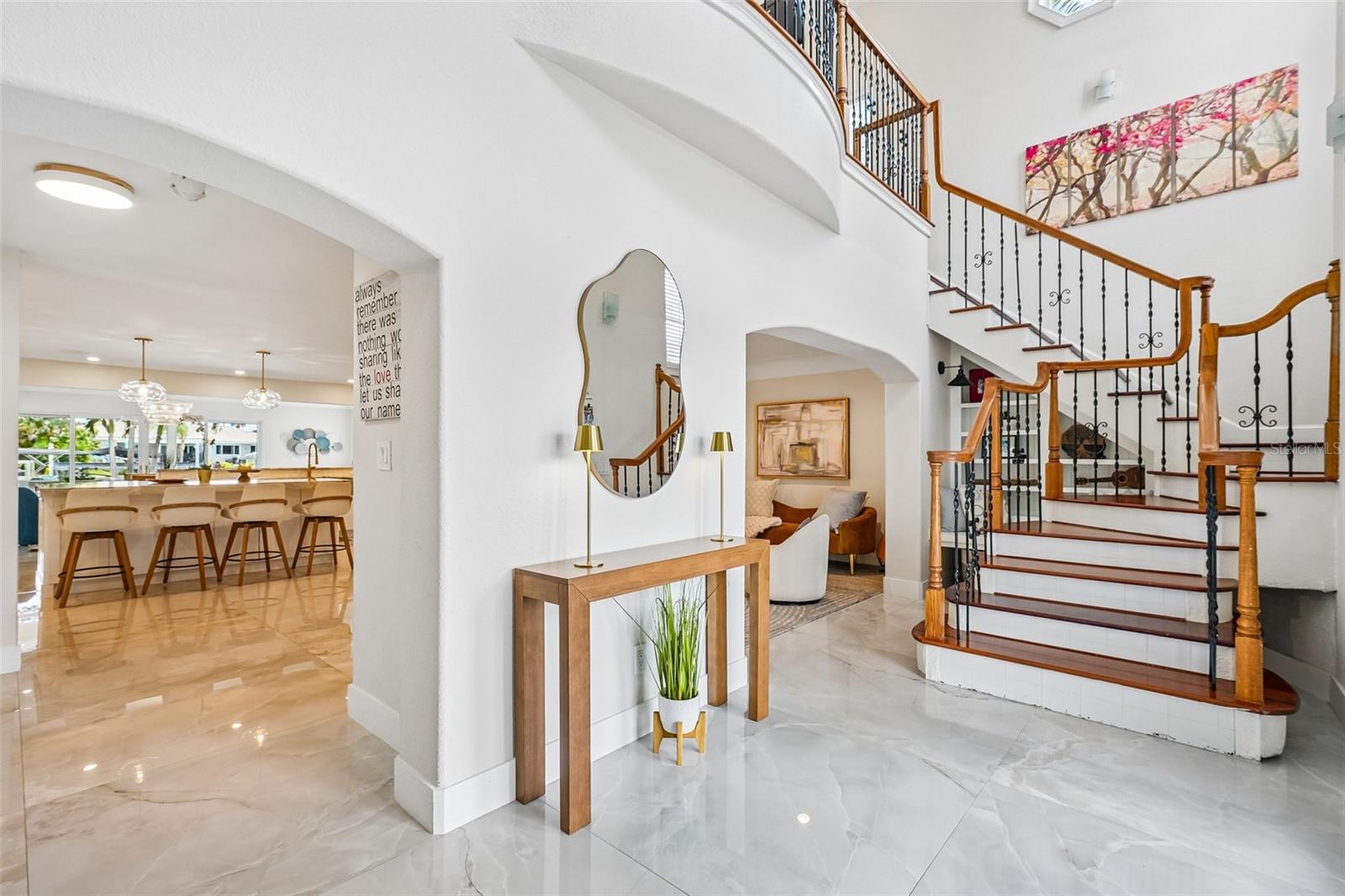 St Petersburg, Florida, 33703, United States, 5 Bedrooms Bedrooms, ,3 BathroomsBathrooms,Residential,Active,2051998