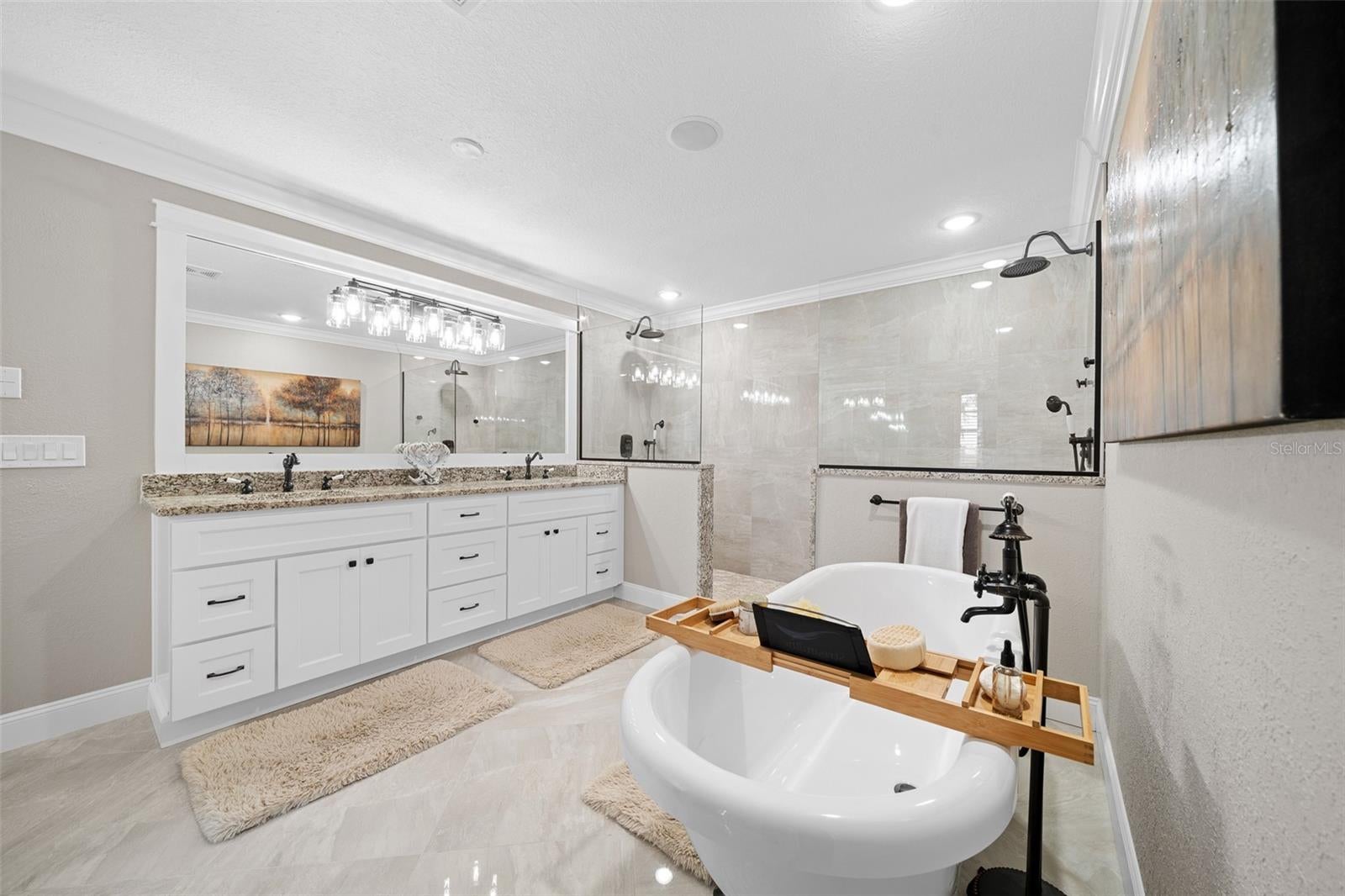 Ocala, Florida, 34471, United States, 5 Bedrooms Bedrooms, ,5 BathroomsBathrooms,Residential,Active,1909634