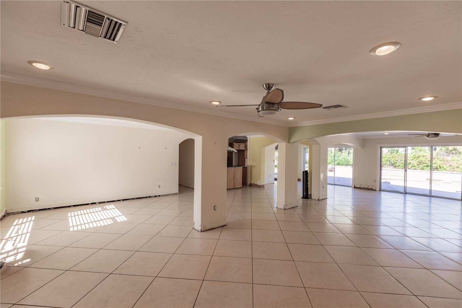 Sarasota, Florida, 34239, United States, ,Residential,Active,1703194