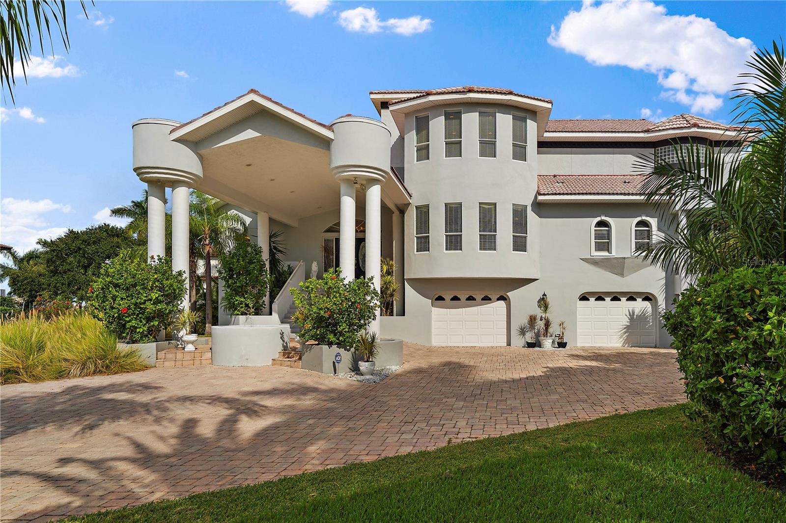 St Petersburg, Florida, 33715, United States, 5 Bedrooms Bedrooms, ,5 BathroomsBathrooms,Residential,Active,1942385