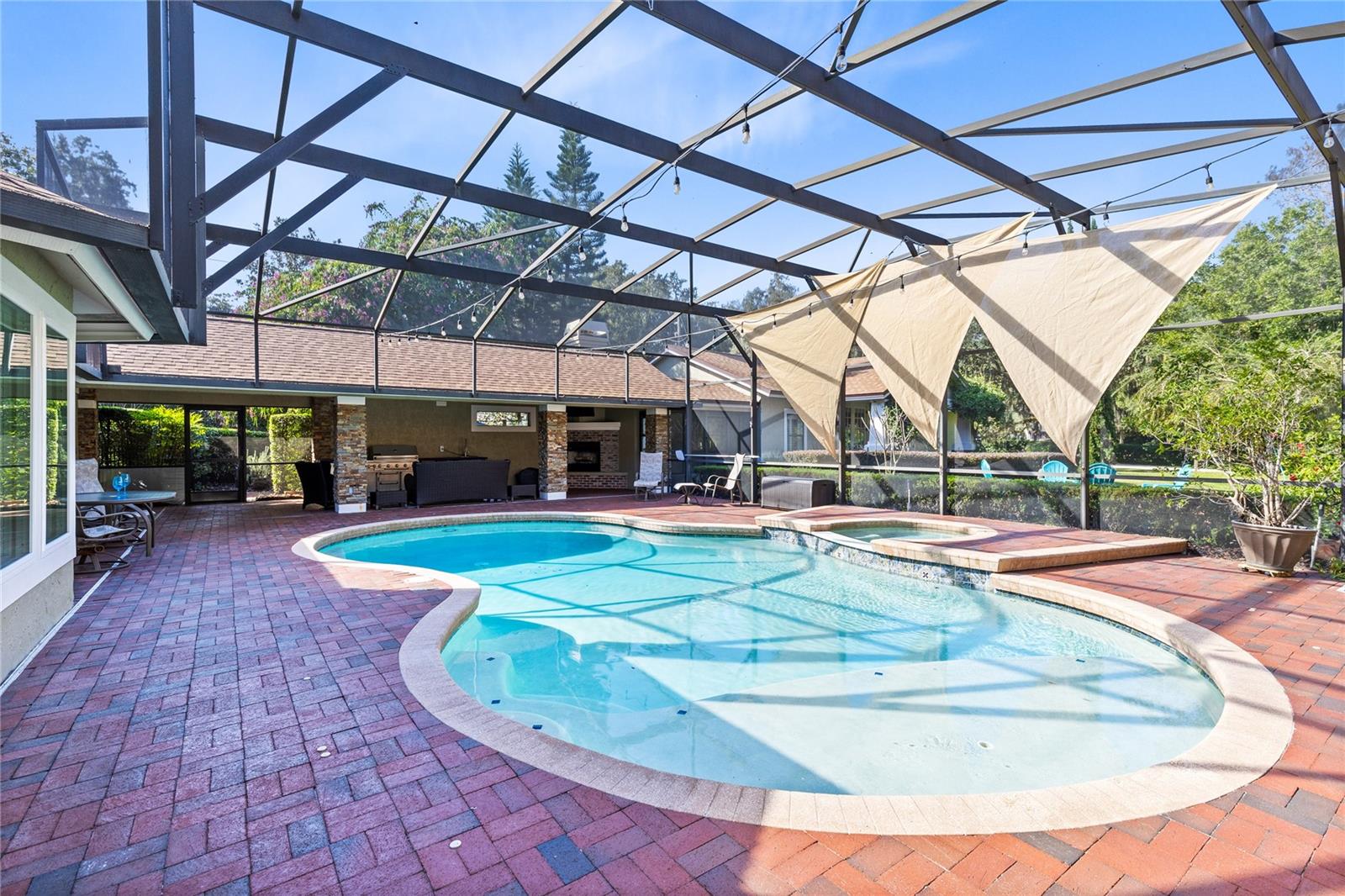 Winter Springs, Florida, 32708, United States, 7 Bedrooms Bedrooms, ,5 BathroomsBathrooms,Residential,Pending,2007299