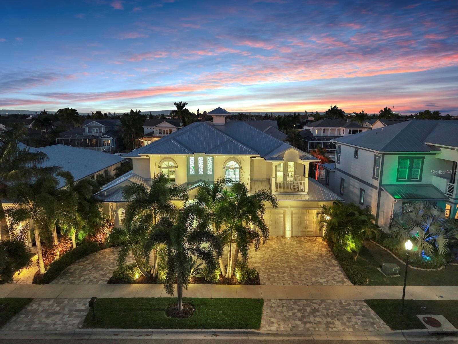 Apollo Beach, Florida, 33572, United States, 3 Bedrooms Bedrooms, ,4 BathroomsBathrooms,Residential,Active,1972155