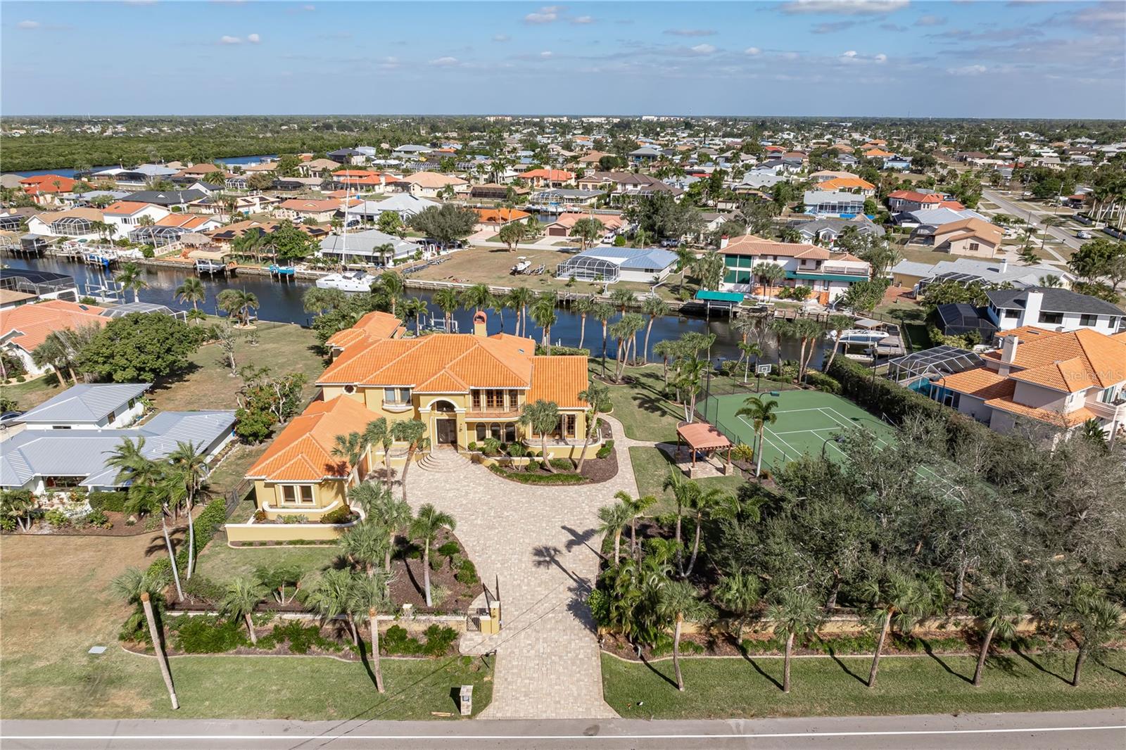 Port Charlotte, Florida, 33952, United States, 5 Bedrooms Bedrooms, ,9 BathroomsBathrooms,Residential,Active,2006954