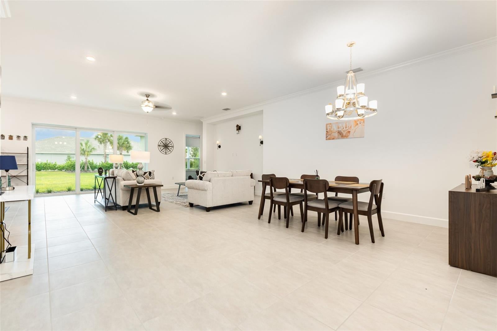 Sarasota, Florida, 34241, United States, 4 Bedrooms Bedrooms, ,3 BathroomsBathrooms,Residential,Active,1926697