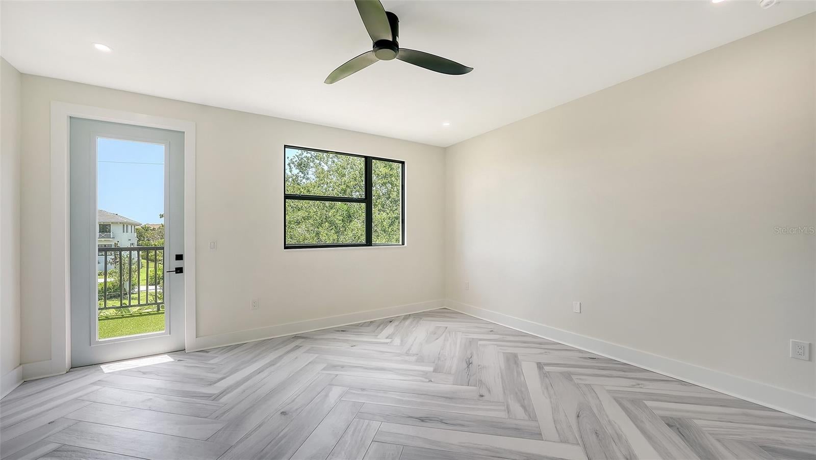 Sarasota, Florida, 34239, United States, ,7 BathroomsBathrooms,Residential,Active,1849492