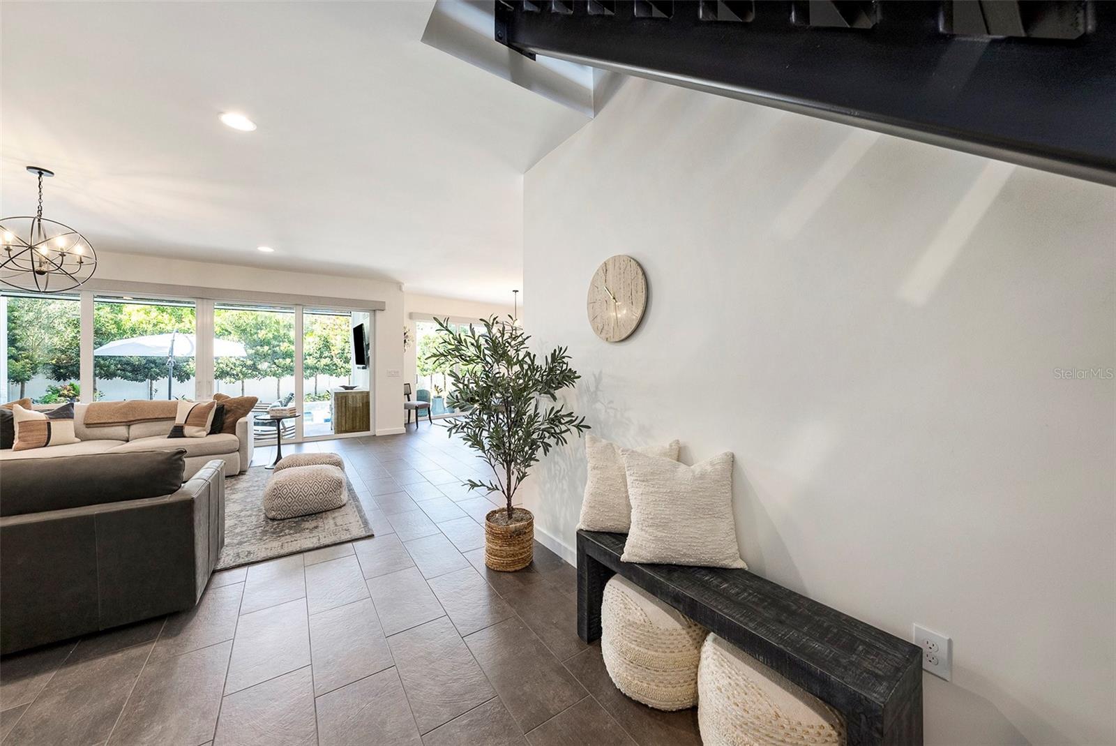 Tampa, Florida, 33629, United States, 4 Bedrooms Bedrooms, ,3 BathroomsBathrooms,Residential,Active,1914639