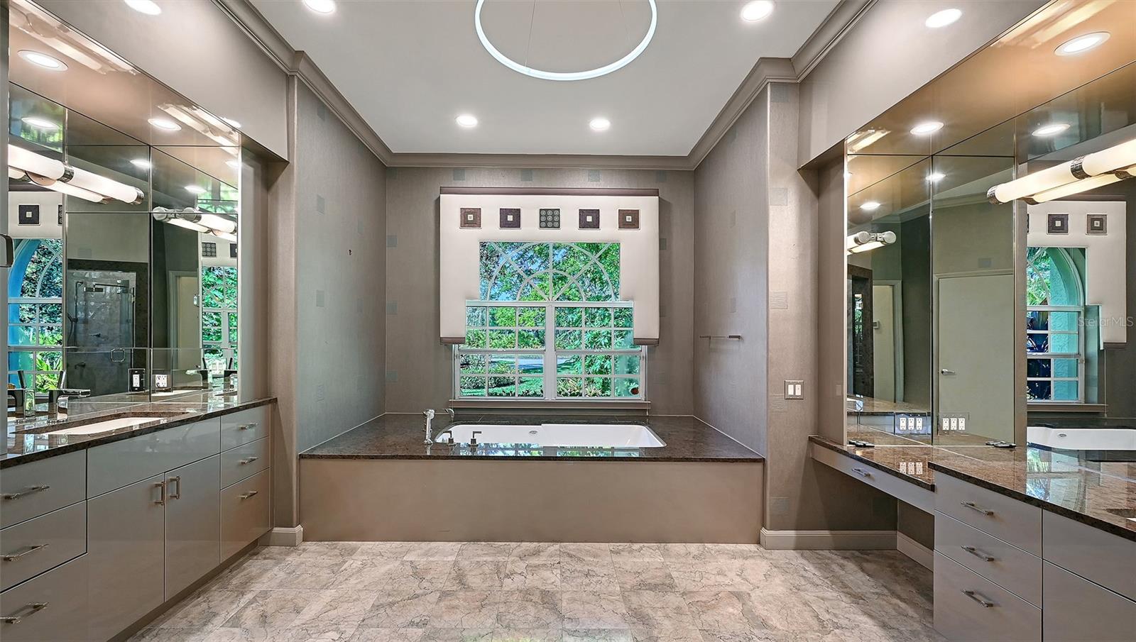 Sarasota, Florida, 34241, United States, 6 Bedrooms Bedrooms, ,5 BathroomsBathrooms,Residential,Active,2027822