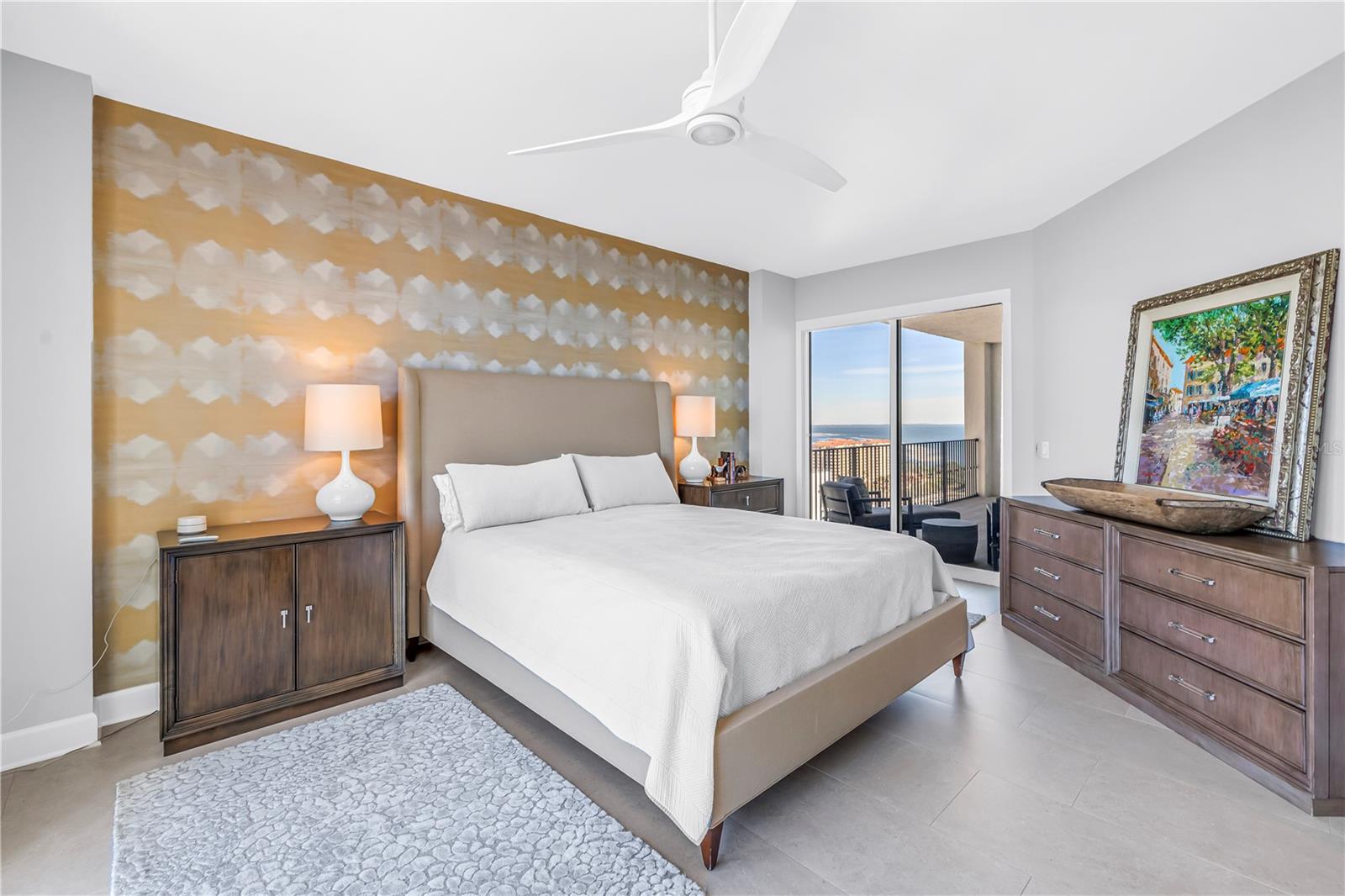 St Petersburg, Florida, 33701, United States, 2 Bedrooms Bedrooms, ,2 BathroomsBathrooms,Residential,Active,2012232