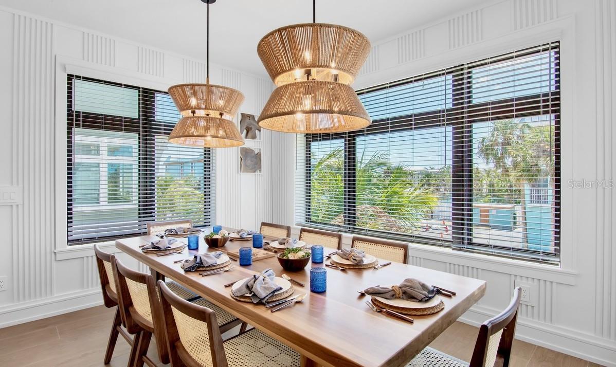 Bradenton Beach, Florida, 34217, United States, 7 Bedrooms Bedrooms, ,8 BathroomsBathrooms,Residential,Active,1929473