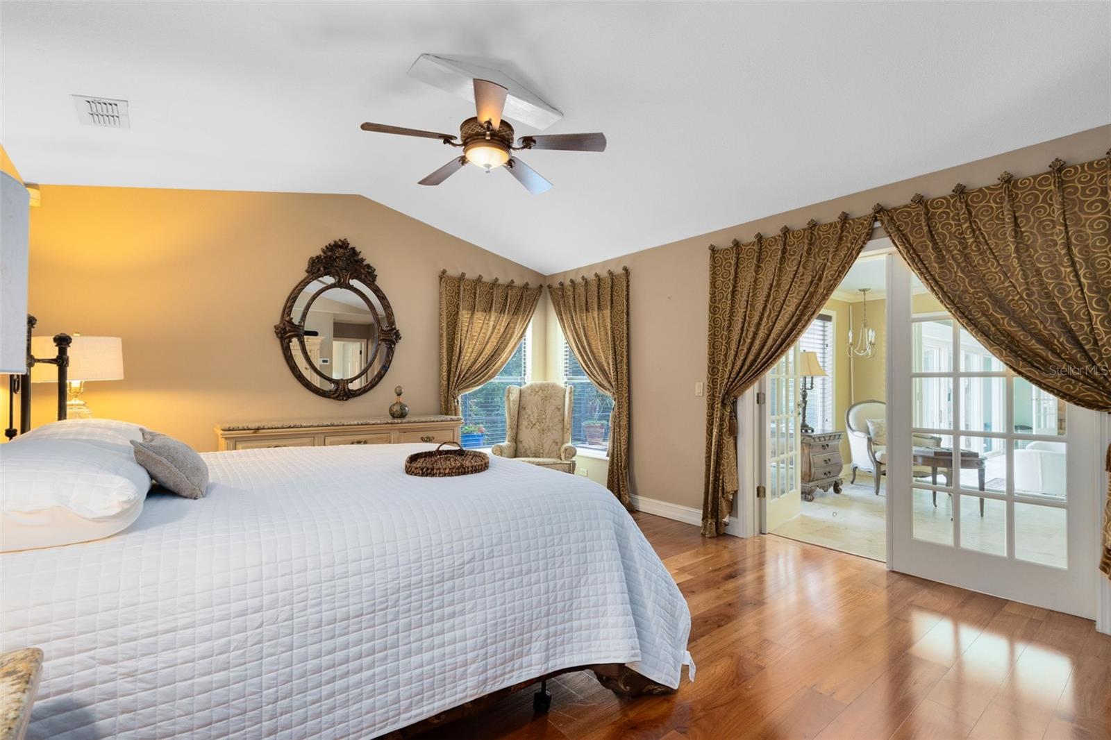Winter Springs, Florida, 32708, United States, 4 Bedrooms Bedrooms, ,3 BathroomsBathrooms,Residential,Active,1894515