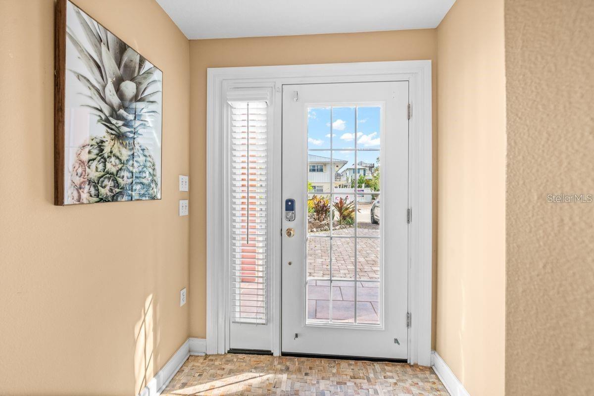 Sarasota, Florida, 34236, United States, 2 Bedrooms Bedrooms, ,2 BathroomsBathrooms,Residential,Active,1702507