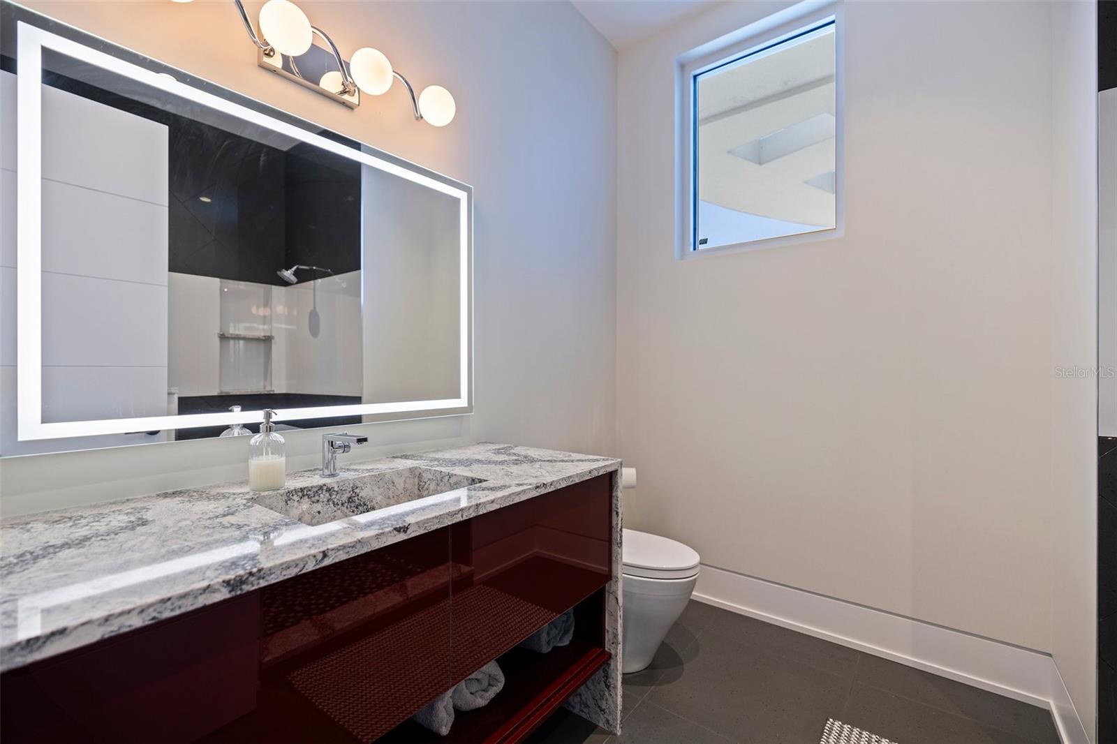 Treasure Island, Florida, 33706, United States, ,7 BathroomsBathrooms,Residential,Active,1772746