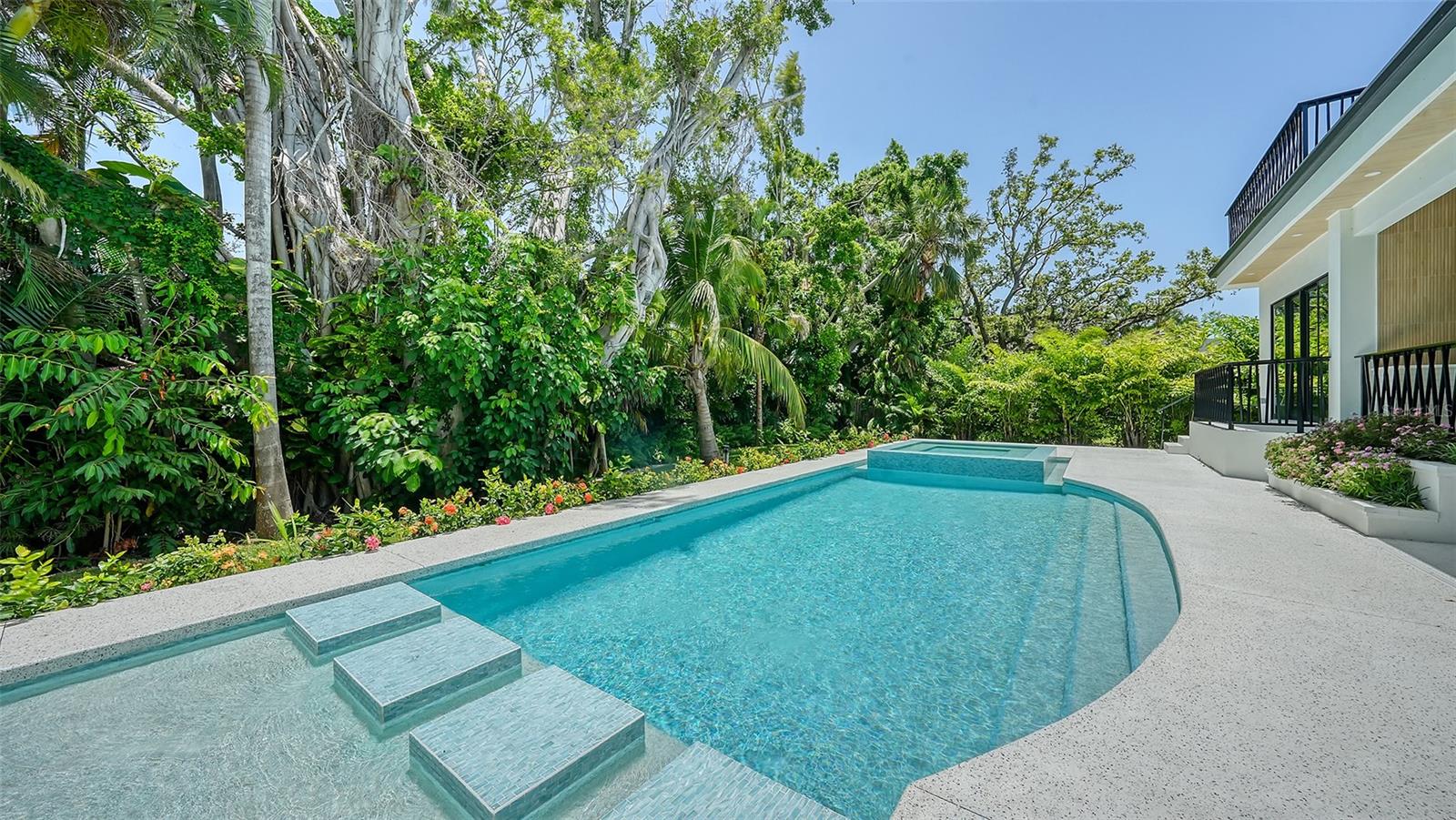 Sarasota, Florida, 34239, United States, ,7 BathroomsBathrooms,Residential,Active,1849492