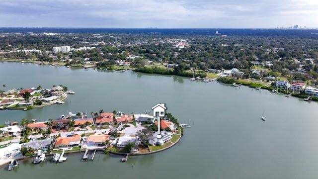 St Petersburg, Florida, 33707, United States, 4 Bedrooms Bedrooms, ,4 BathroomsBathrooms,Residential,Active,1987212