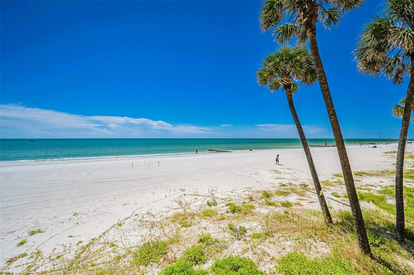 Madeira Beach, Florida, 33708, United States, 2 Bedrooms Bedrooms, ,2 BathroomsBathrooms,Residential,Active,1945844
