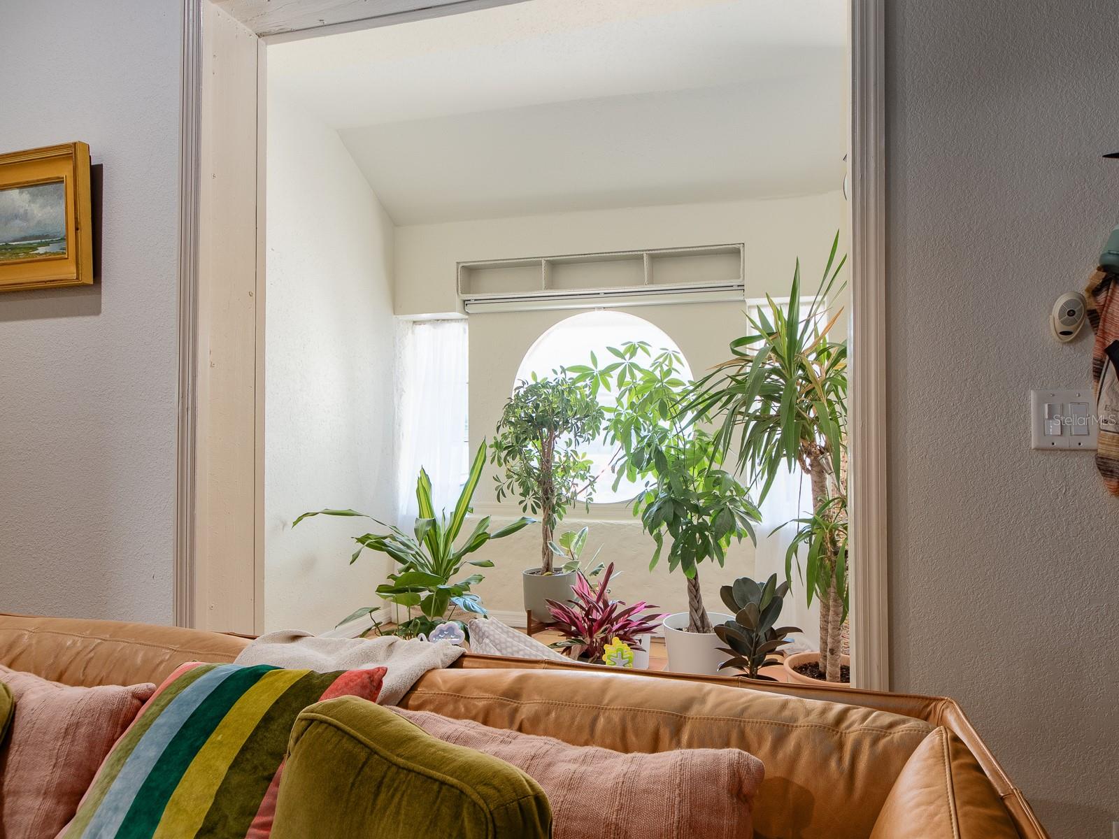 St Petersburg, Florida, 33705, United States, 6 Bedrooms Bedrooms, ,4 BathroomsBathrooms,Residential,Active,1986869