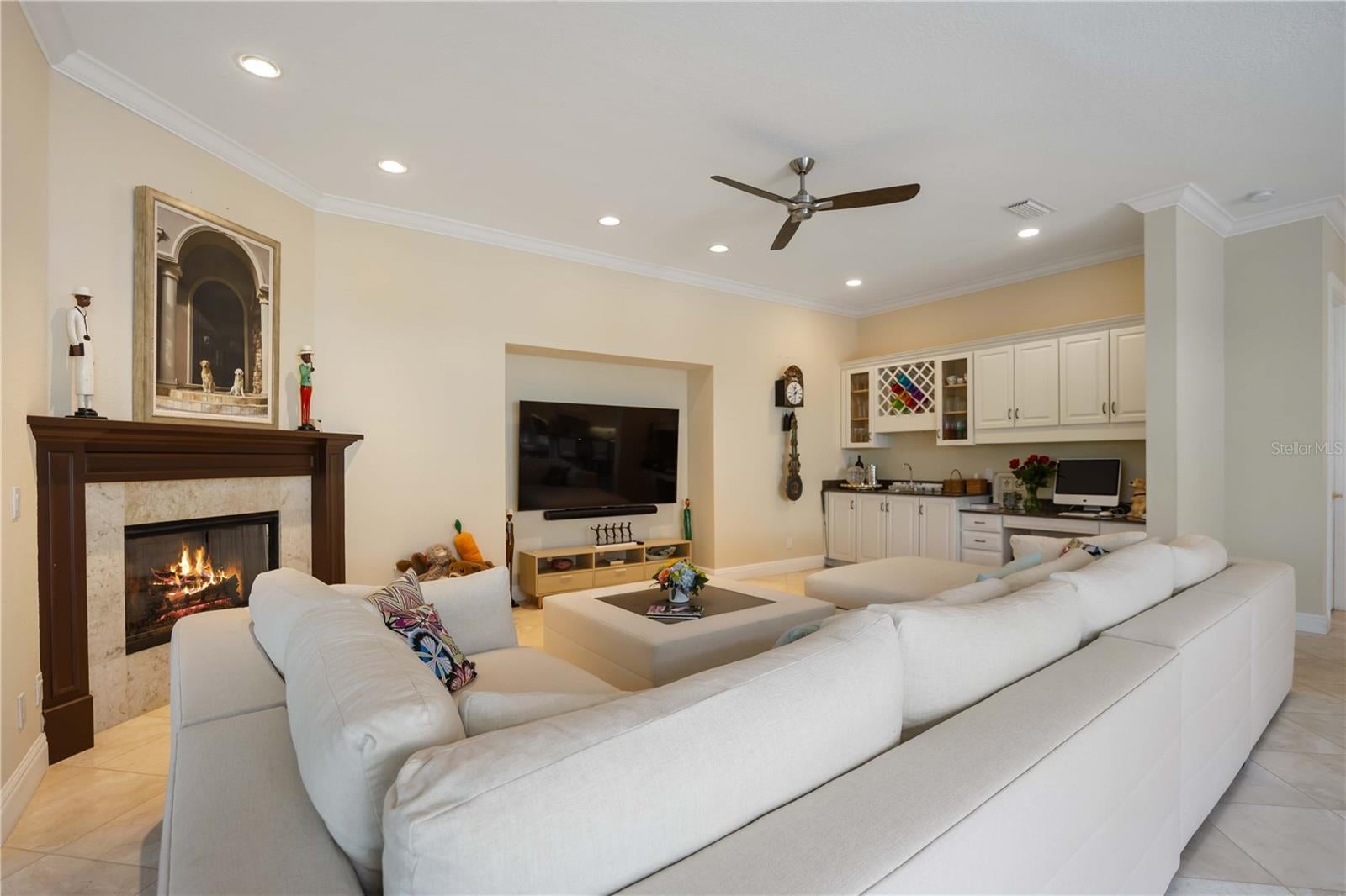 Osprey, Florida, 34229, United States, 5 Bedrooms Bedrooms, ,7 BathroomsBathrooms,Residential,Active,1757628