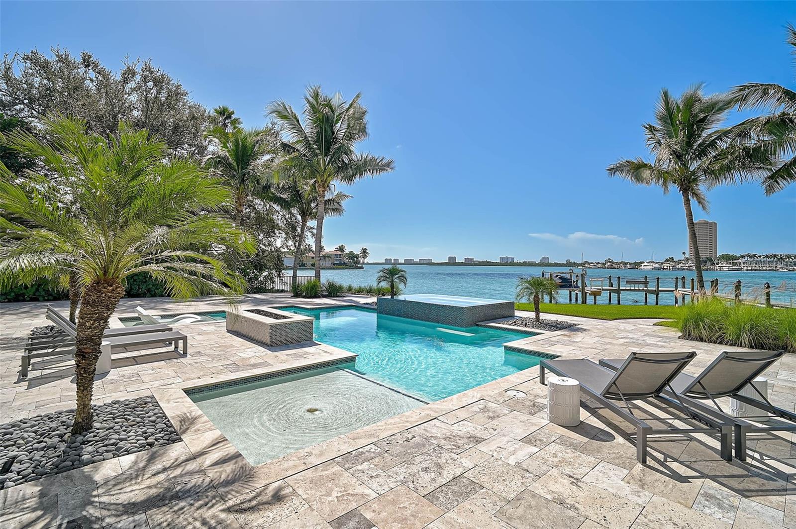 Sarasota, Florida, 34236, United States, 5 Bedrooms Bedrooms, ,6 BathroomsBathrooms,Residential,Active,1972132