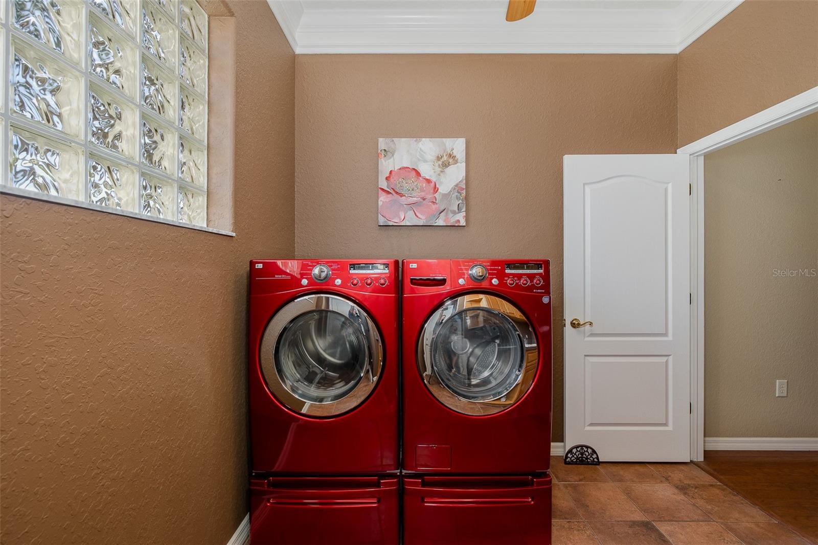 New Port Richey, Florida, 34655, United States, 4 Bedrooms Bedrooms, ,4 BathroomsBathrooms,Residential,Active,2011414