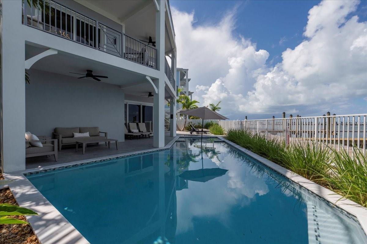 Marathon, Florida, 33050, United States, 5 Bedrooms Bedrooms, ,5 BathroomsBathrooms,Residential,Active,2011845