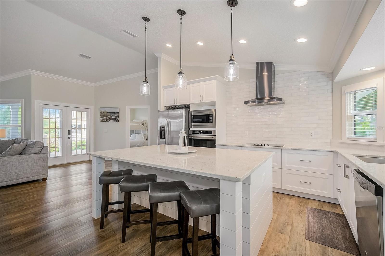 Holmes Beach, Florida, 34217, United States, 4 Bedrooms Bedrooms, ,3 BathroomsBathrooms,Residential,Active,2008300