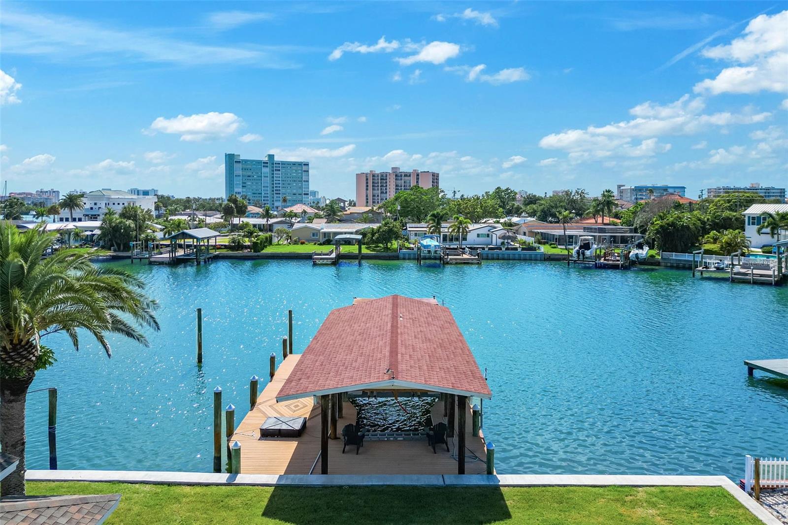 Clearwater Beach, Florida, 33767, United States, 3 Bedrooms Bedrooms, ,2 BathroomsBathrooms,Residential,Active,1894990