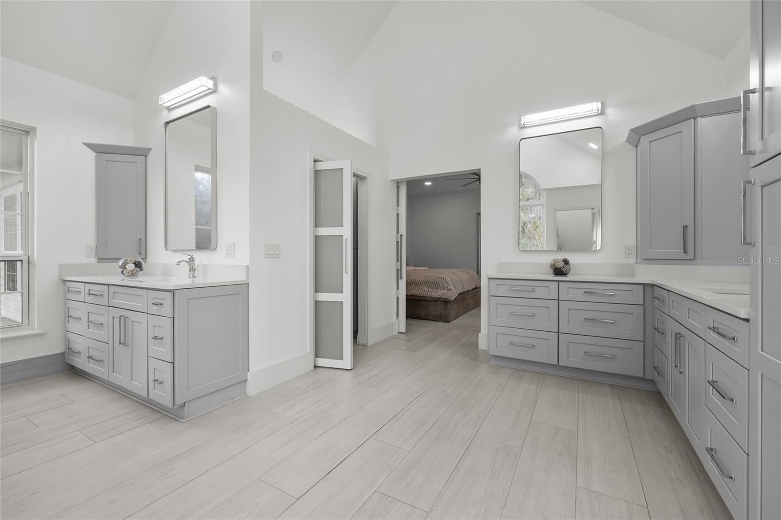 Alachua, Florida, 32615, United States, 5 Bedrooms Bedrooms, ,7 BathroomsBathrooms,Residential,Active,2009170