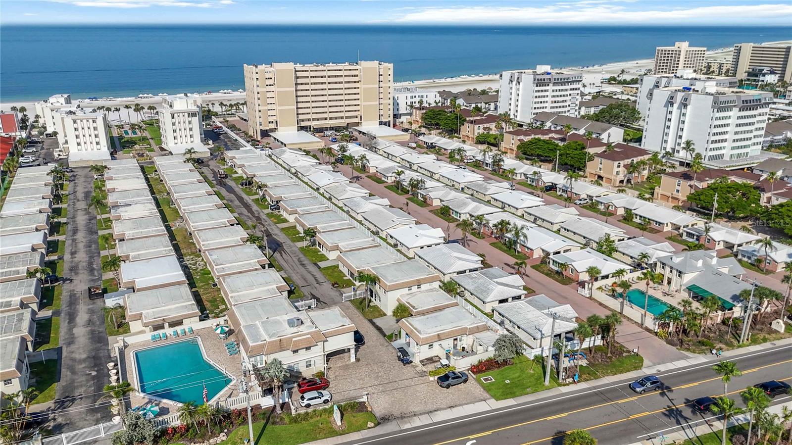 Sarasota, Florida, 34242, United States, 4 Bedrooms Bedrooms, ,3 BathroomsBathrooms,Residential,Active,1905468