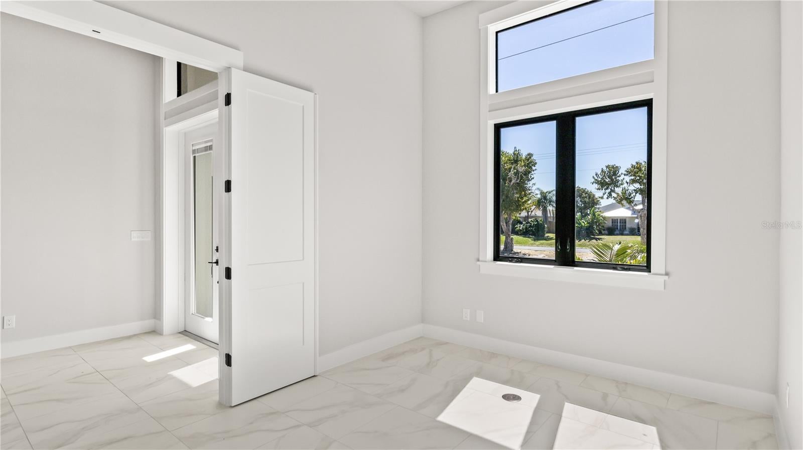 Cape Coral, Florida, 33914, United States, 4 Bedrooms Bedrooms, ,4 BathroomsBathrooms,Residential,Active,1703191