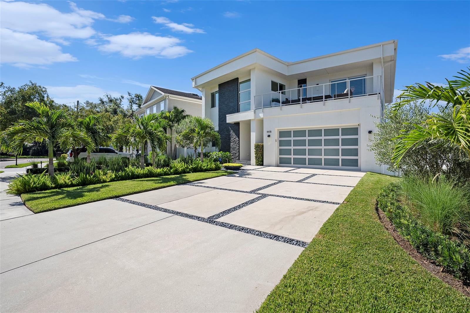 Tampa, Florida, 33629, United States, 4 Bedrooms Bedrooms, ,3 BathroomsBathrooms,Residential,Active,1914639