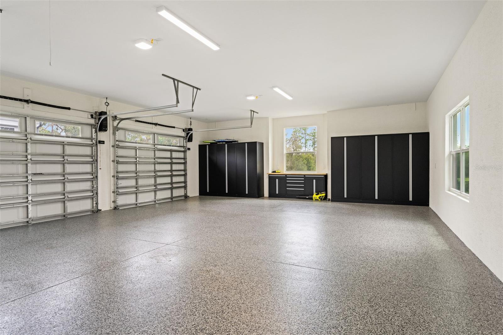 Homosassa, Florida, 34446, United States, 4 Bedrooms Bedrooms, ,4 BathroomsBathrooms,Residential,Active,1910160