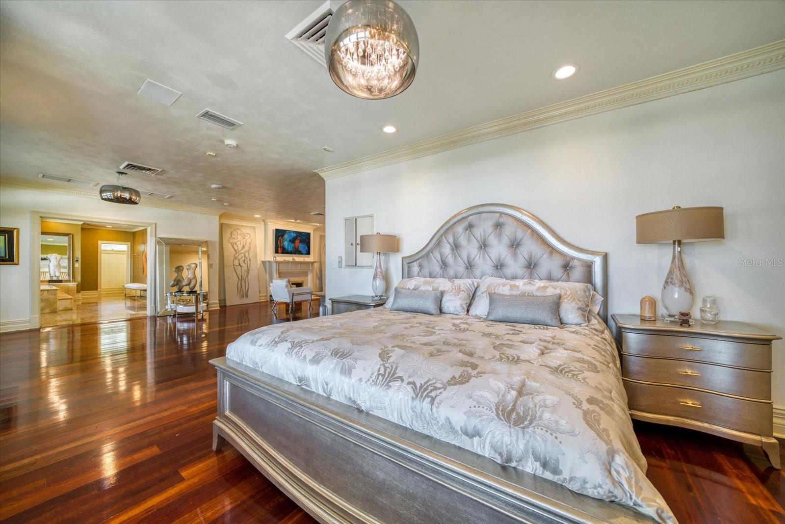 Clearwater, Florida, 33756, United States, 10 Bedrooms Bedrooms, ,11 BathroomsBathrooms,Residential,Active,1738489