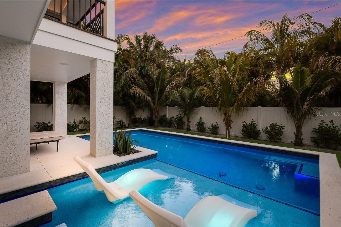 Anna Maria, Florida, 34216, United States, 6 Bedrooms Bedrooms, ,7 BathroomsBathrooms,Residential,Active,1988729