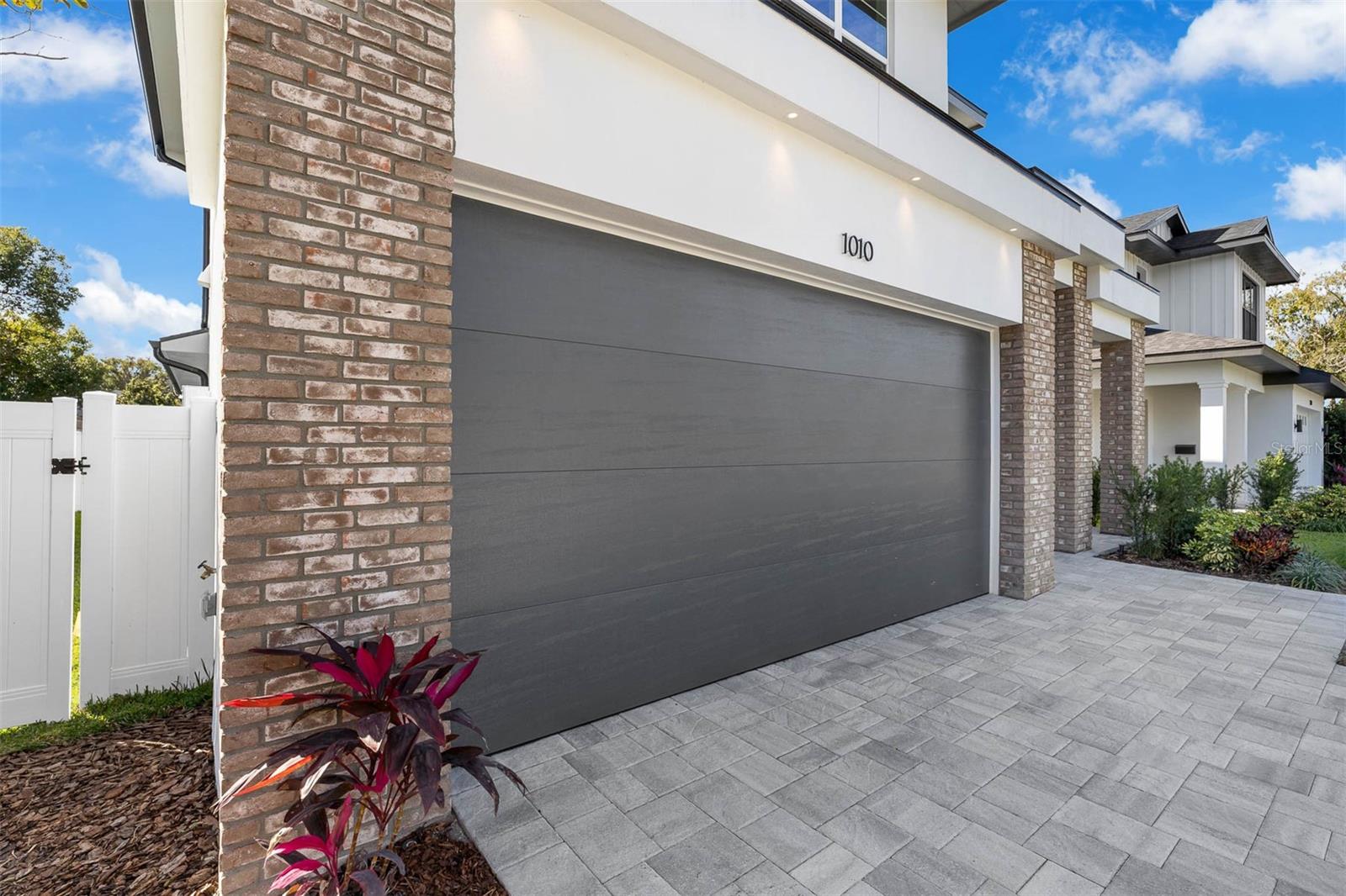 Orlando, Florida, 32804, United States, 4 Bedrooms Bedrooms, ,4 BathroomsBathrooms,Residential,Active,2011439