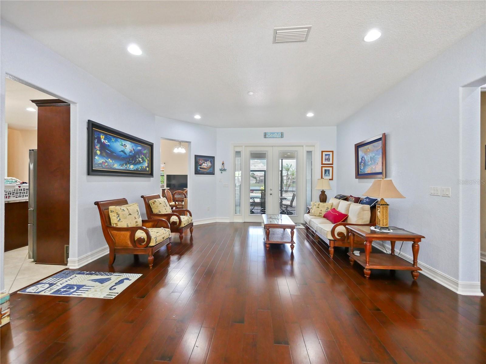 Orlando, Florida, 32832, United States, 5 Bedrooms Bedrooms, ,4 BathroomsBathrooms,Residential,Active,1894191