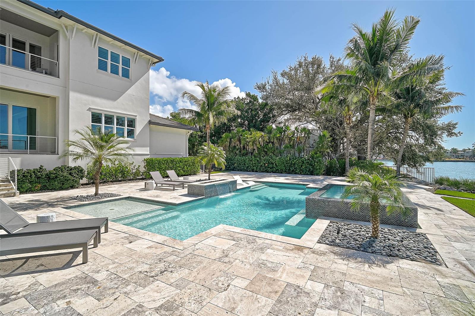 Sarasota, Florida, 34236, United States, 5 Bedrooms Bedrooms, ,6 BathroomsBathrooms,Residential,Active,1972132